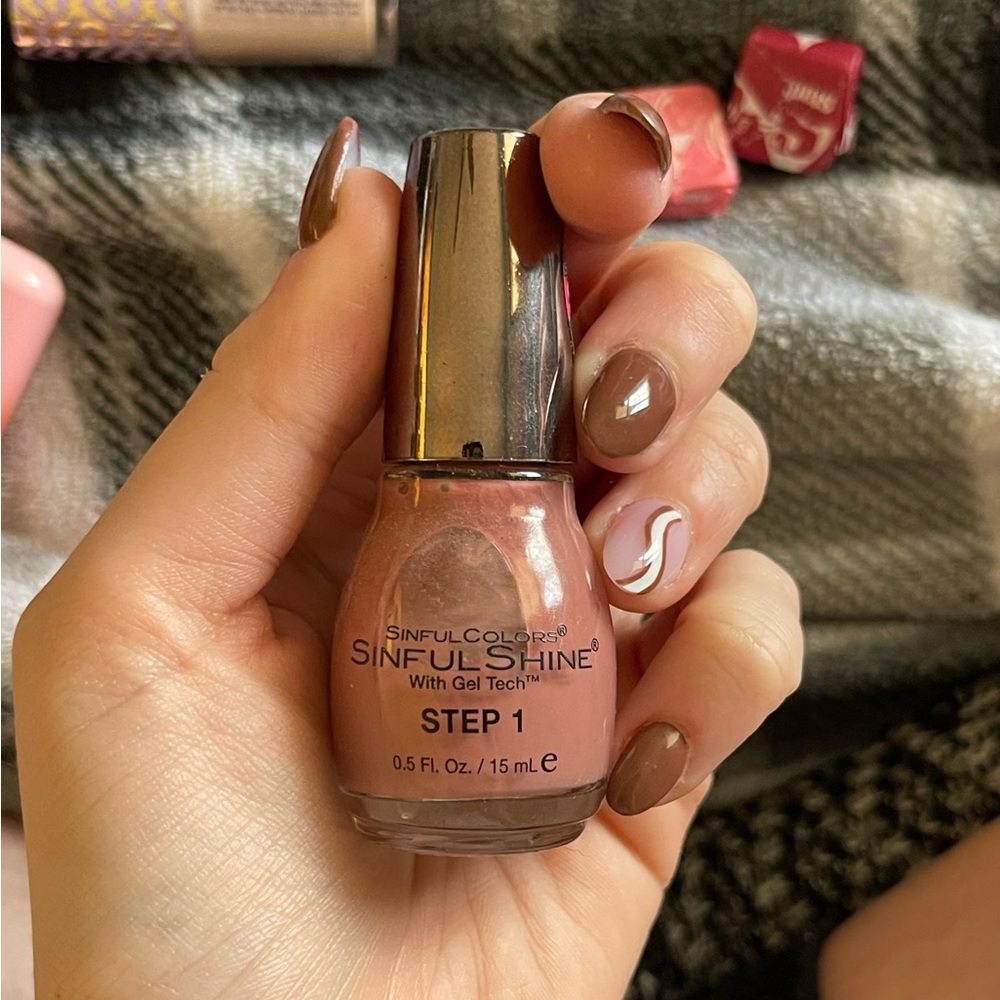 sinful shine shade tan lines